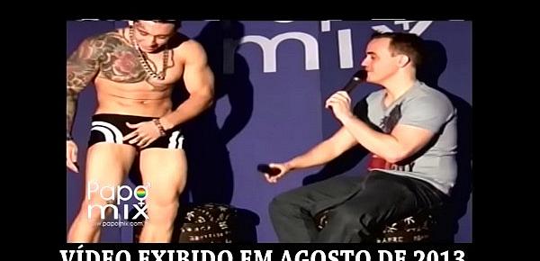  TBTPapoMix - Pornstar André Ferraz em entrevista picante ao PapoMix - Parte 1 - exibido em setembro de 2015 - WhatsApp PapoMix (11) 94779-1519